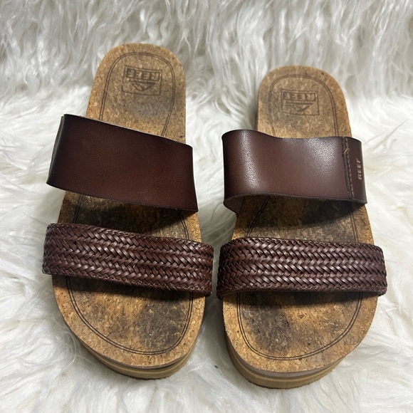 Reef Platform Sandals - Picture 1 of 4